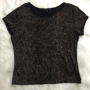 IA* Beautiful paisley top